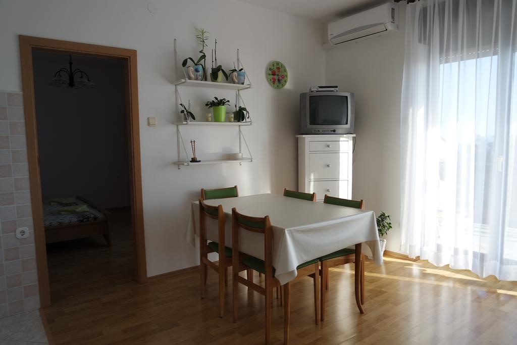 Apartment Ivana Novi Vinodolski Exterior photo